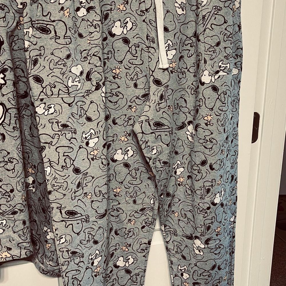 Peanuts Gray Snoopy Patterned Pajama Set - image 2